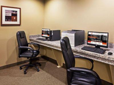 Hotel Candlewood By Ihg Deer Park