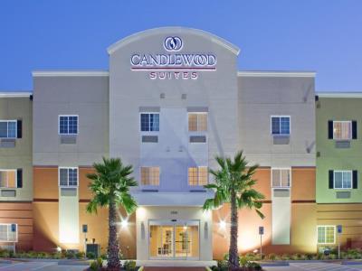 Candlewood By Ihg 2*